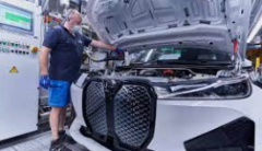 <b>华宇平台注册登录塑料助力汽车创新</b>